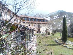 hotel posada fuentes carrionas