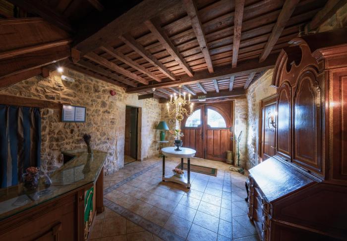 hotel posada fuentes carrionas