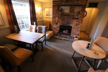 The Carpenters Arms,Near Sandham Memorial Chapel,3 star