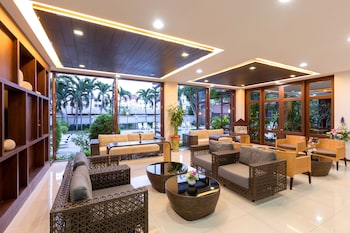 the holiday resort pattaya