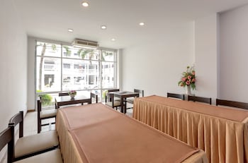 the holiday resort pattaya