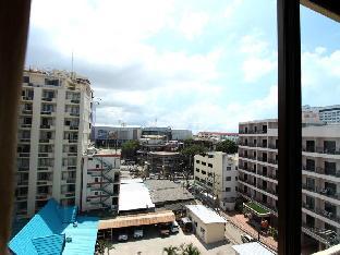 aa pattaya residence