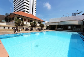 aa pattaya residence