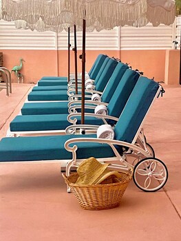 The Stardust Hotel - Adults Only,Near Moorten Botanical Garden And Cactarium,2 star