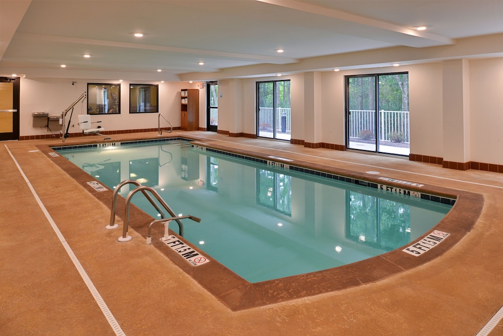 holiday inn express and suites west ocean city by ihg