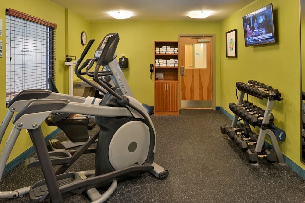 holiday inn express and suites west ocean city by ihg