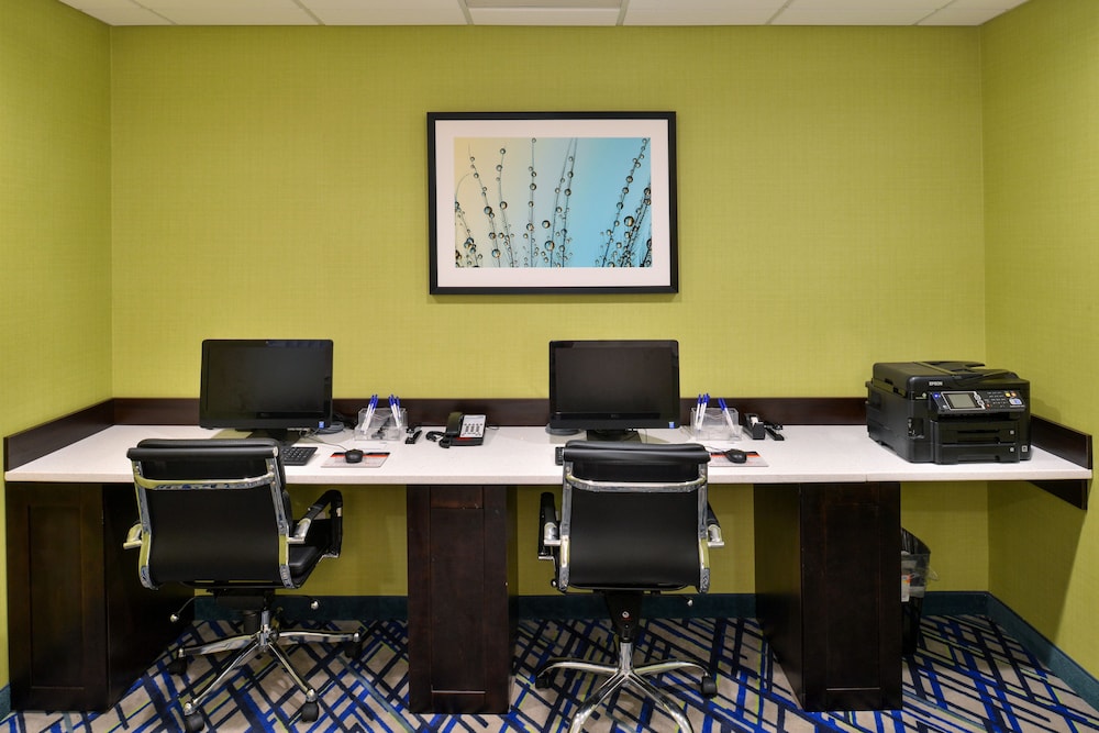 holiday inn express and suites west ocean city by ihg