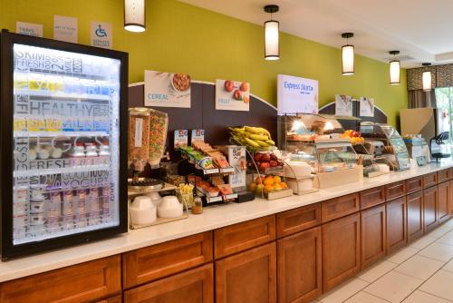 holiday inn express and suites west ocean city by ihg