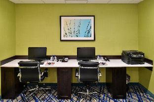 holiday inn express and suites west ocean city by ihg