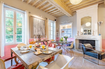 villeneuve les avignon