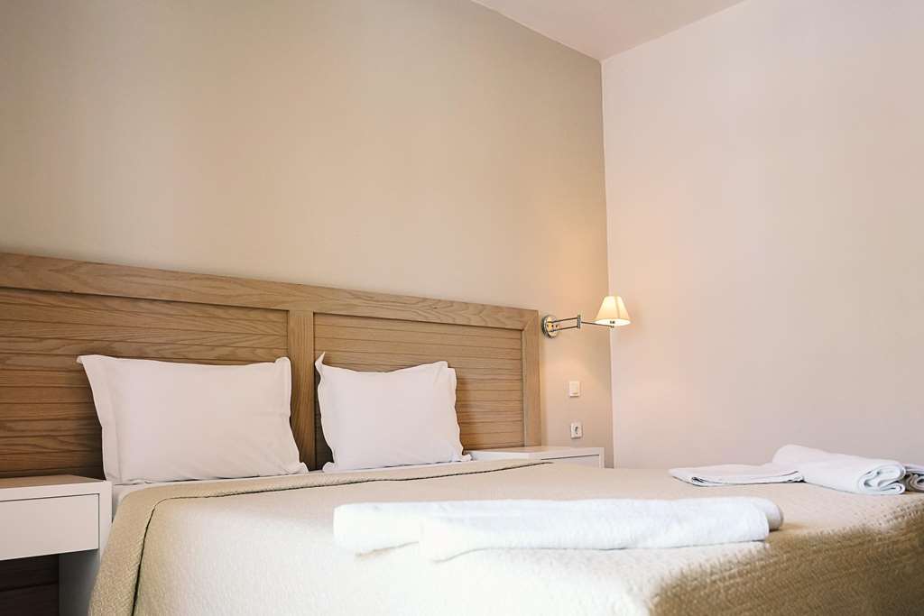 Stavros Beach Hotel,Wakad,3 star