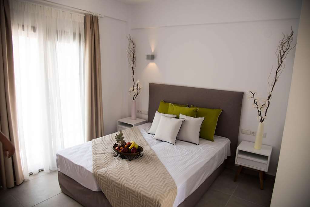 stavros beach hotel