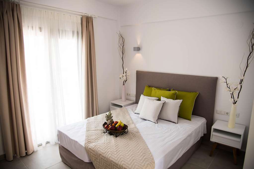 stavros beach hotel
