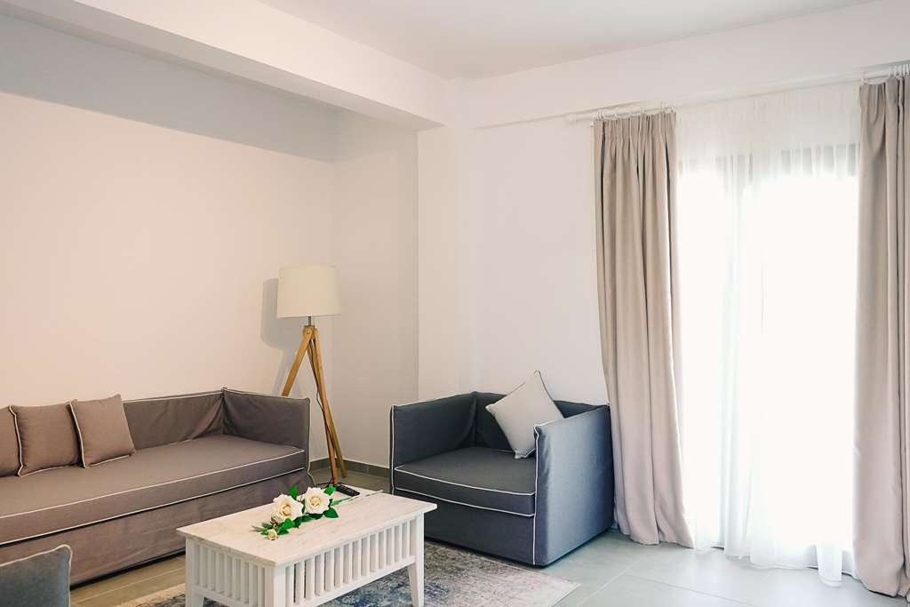 stavros beach hotel
