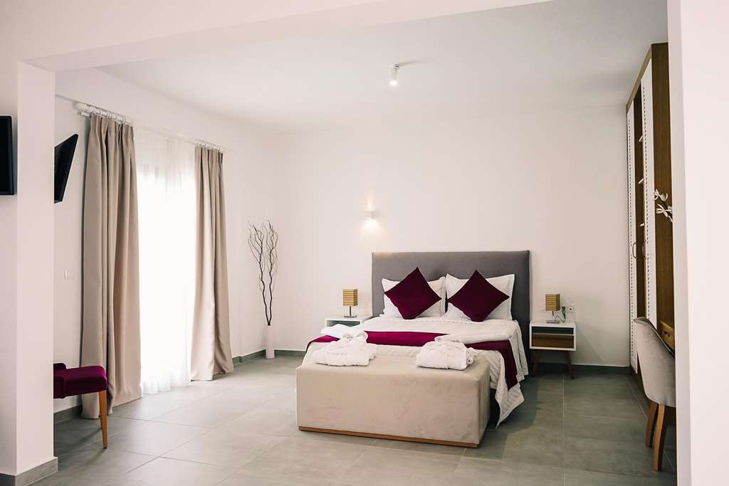 stavros beach hotel