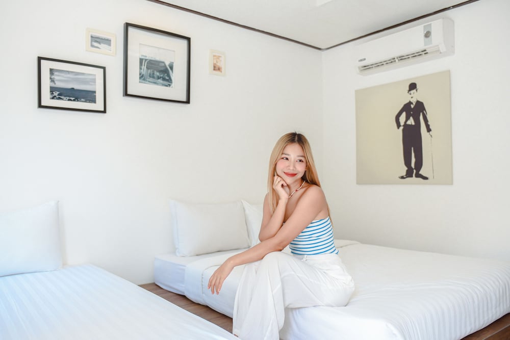 side walk boutique hotel