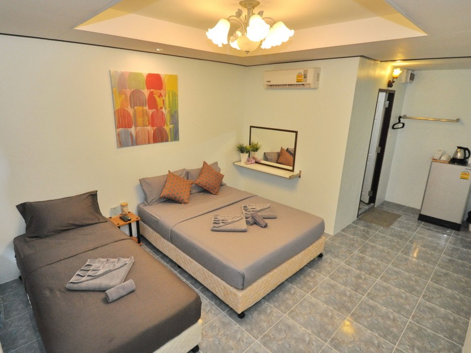 side walk boutique hotel