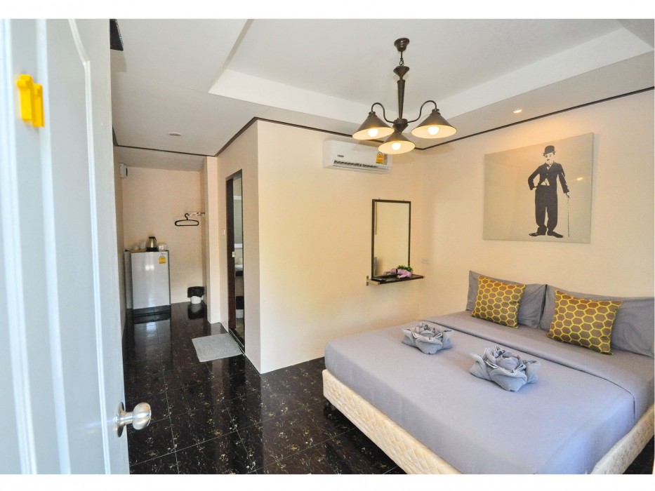 side walk boutique hotel