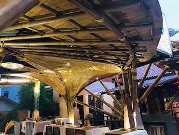 Alama Sea Village Resort,Ko Lanta>>Ba Kan Tiang Beach,4 star