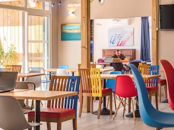 greet hotel marseille provence aeroport