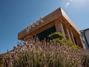 greet hotel marseille provence aeroport