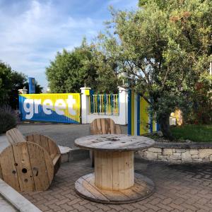 greet hotel marseille provence aeroport