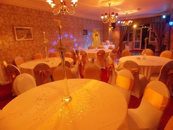 woodlands hotel