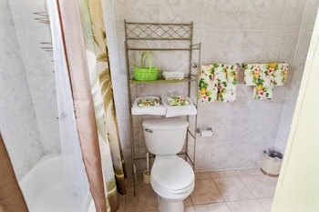 yanceylargo estate newly renovated 3 br villa w gorgeous mountain views 3 bedroom villa by redawning