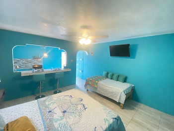 yanceylargo estate newly renovated 3 br villa w gorgeous mountain views 3 bedroom villa by redawning
