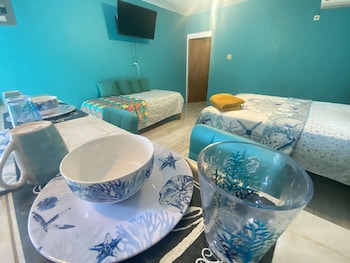 yanceylargo estate newly renovated 3 br villa w gorgeous mountain views 3 bedroom villa by redawning