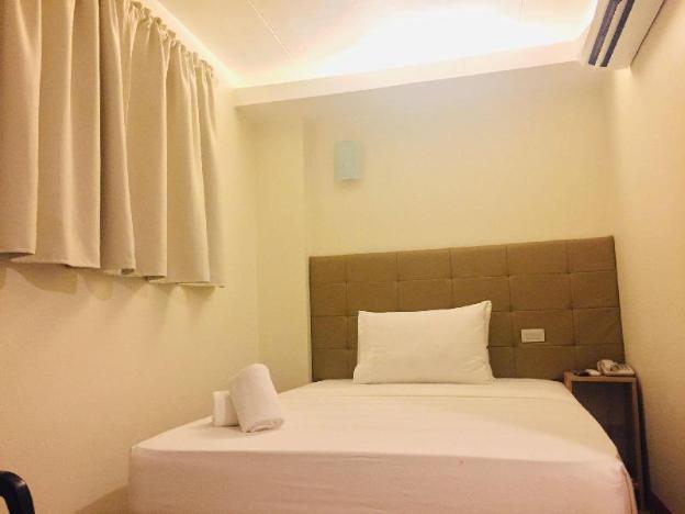 west loch park hotel