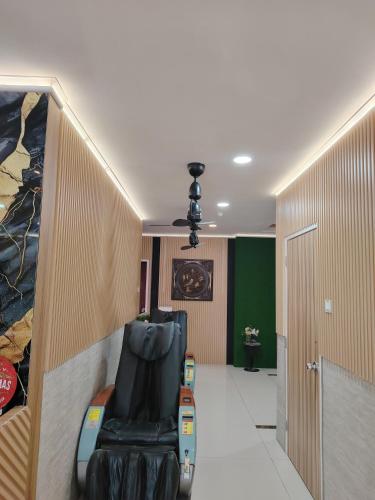 hotel ariana iskandar