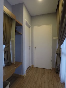 hotel ariana iskandar