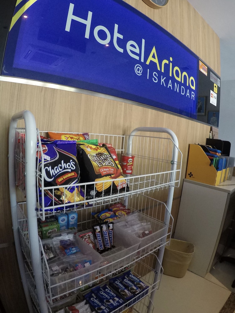 hotel ariana iskandar