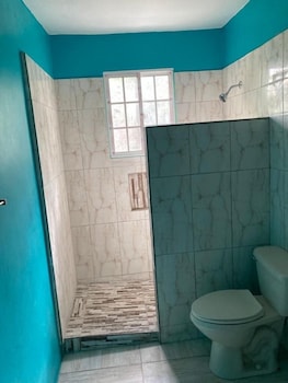 yanceylargo estate newly built modern 1 bedroom suite 1 villa by redawning