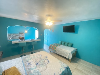 yanceylargo estate newly built modern 1 bedroom suite 1 villa by redawning