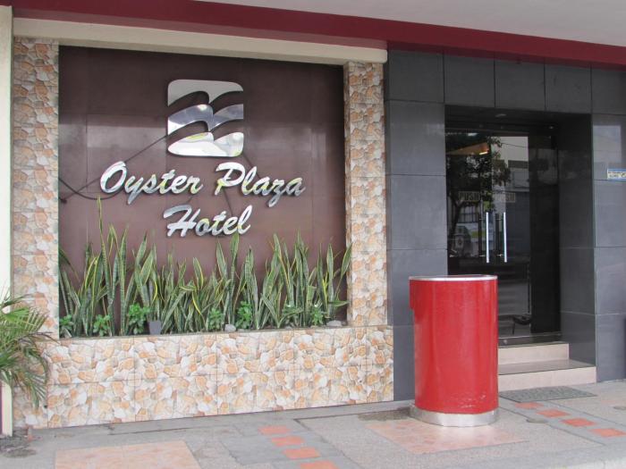 oyster plaza hotel