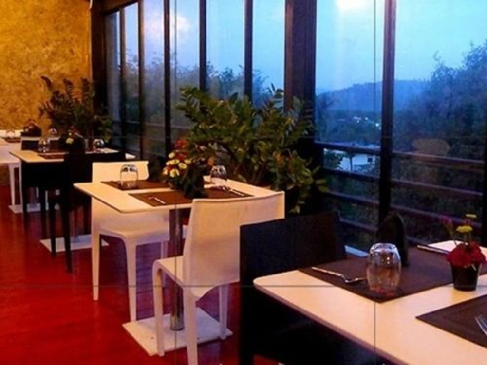 the b ranong trend hotel