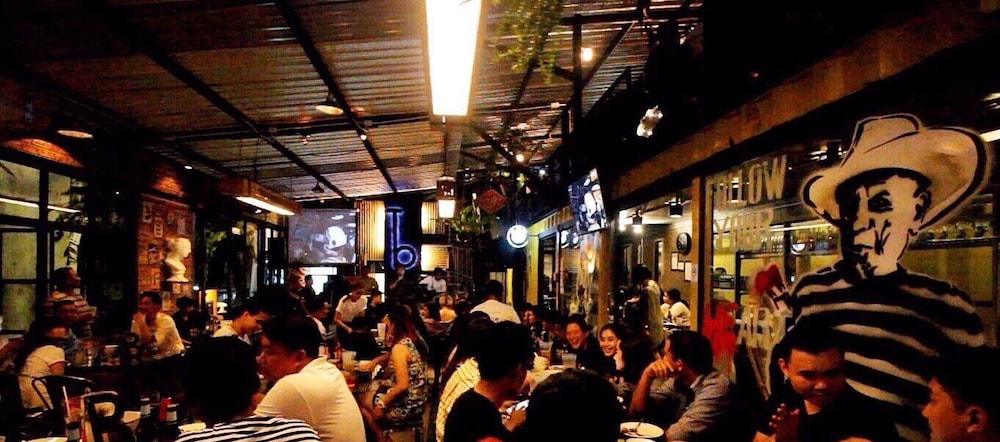 the b ranong trend hotel