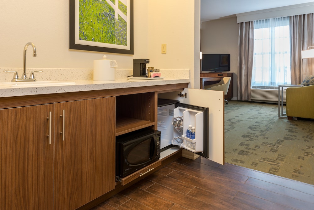 hampton inn and suites new albany columbus