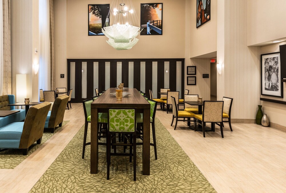 hampton inn and suites new albany columbus