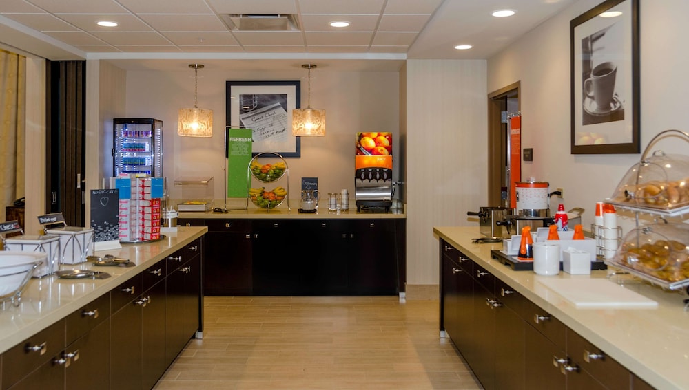 hampton inn and suites new albany columbus