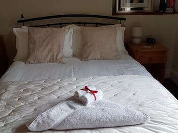 bronwye guest house
