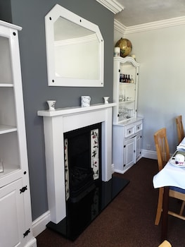 bronwye guest house