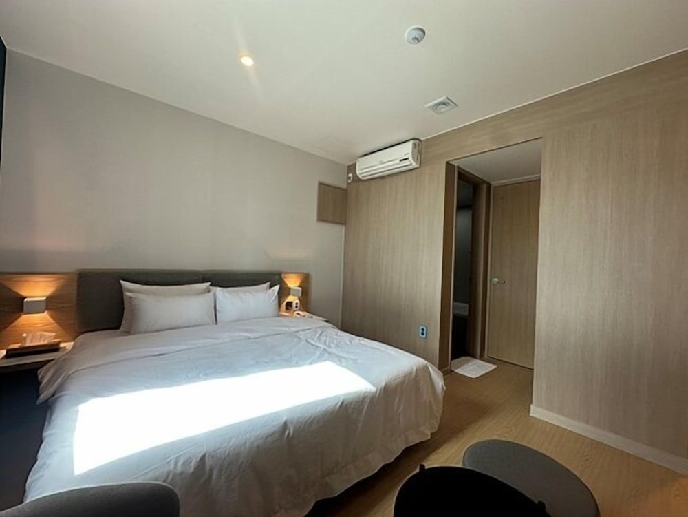 hound hotel changwon terminal