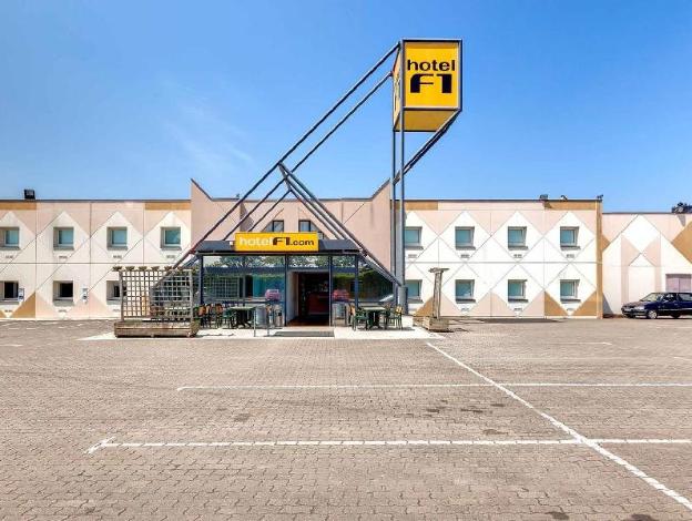 fasthotel la roche sur yon