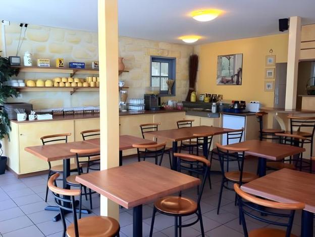 fasthotel la roche sur yon