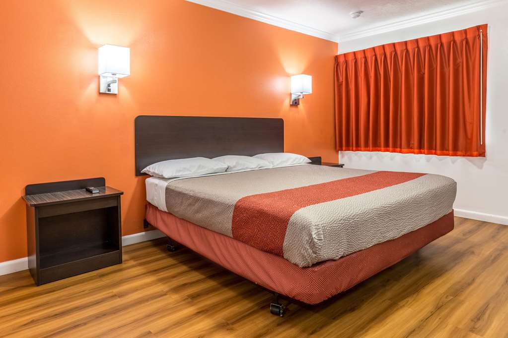 motel 6 tremonton ut