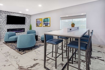 Americinn By Wyndham Quincy,Illinois>>Quincy,2 star