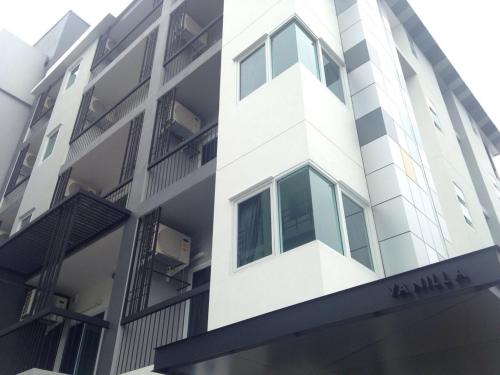 vanilla residence chiangmai